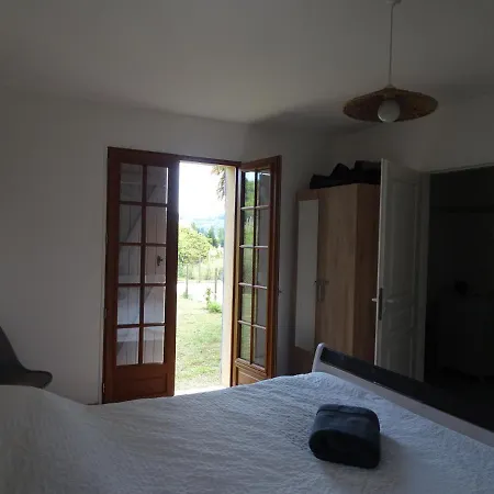 Charmante Maison A Au Coeur Des 5 Chateaux En Dordogne Holiday home *