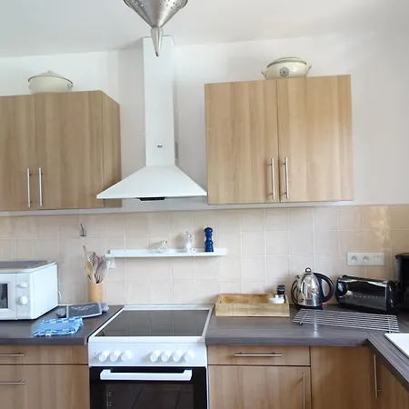 Holiday home Charmante Maison A Au Coeur Des 5 Chateaux En Dordogne *